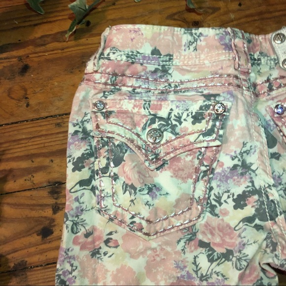 Miss Me Floral Skinny Jeans - Picture 2 of 6